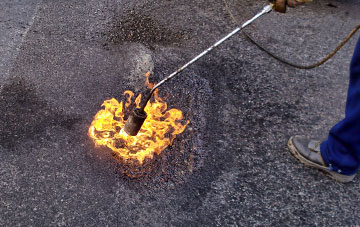 Chelmondiston flat roofing repairs